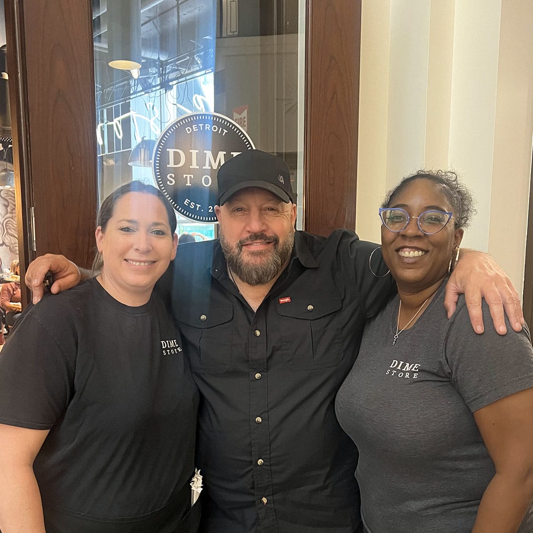 Kevin James poses with Dime Store Detroit staff during visit before Owls Don’t Walk comedy tour